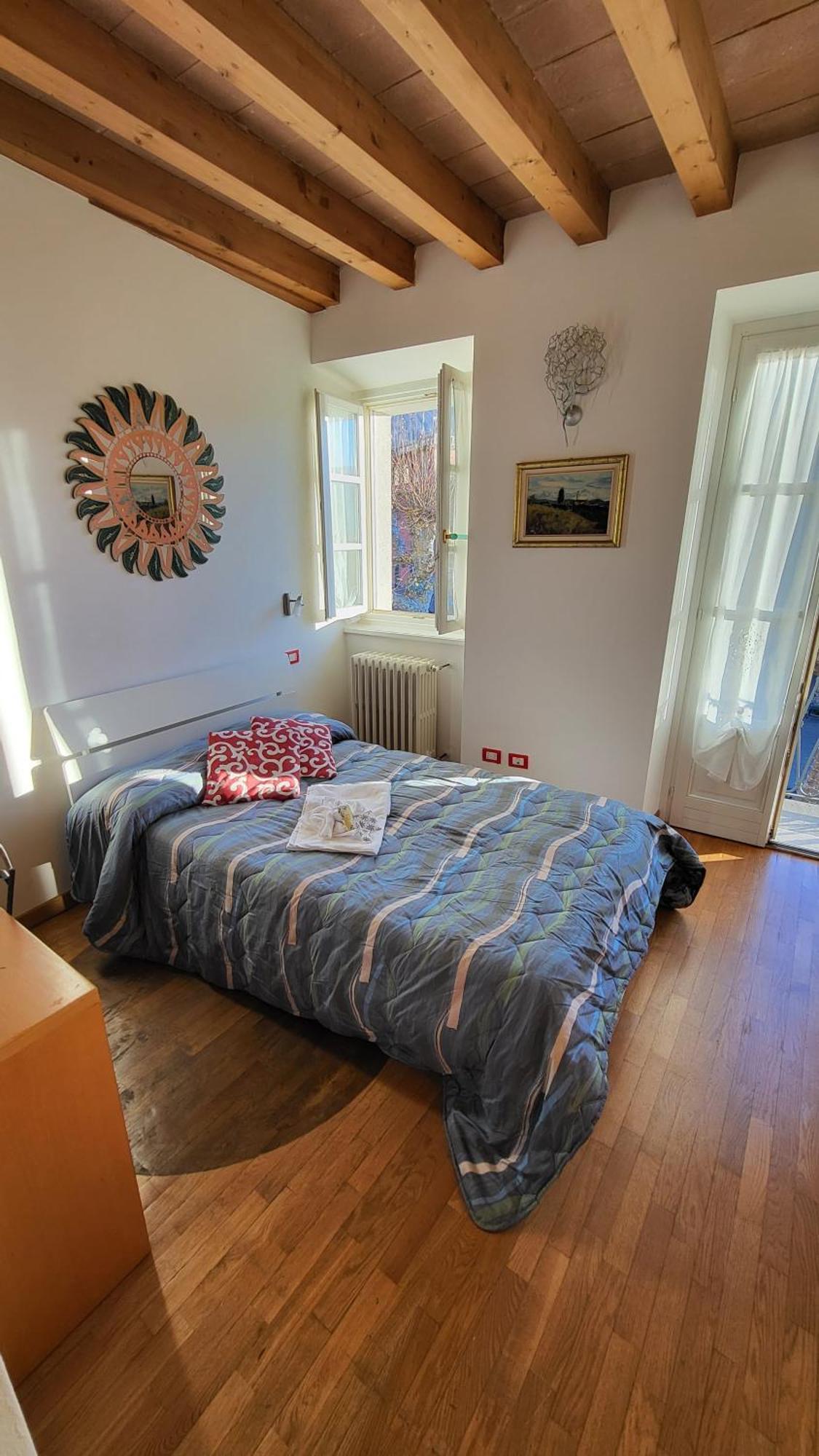 ヴァレンナ Balconi San Giorgio Bed & Breakfast エクステリア 写真